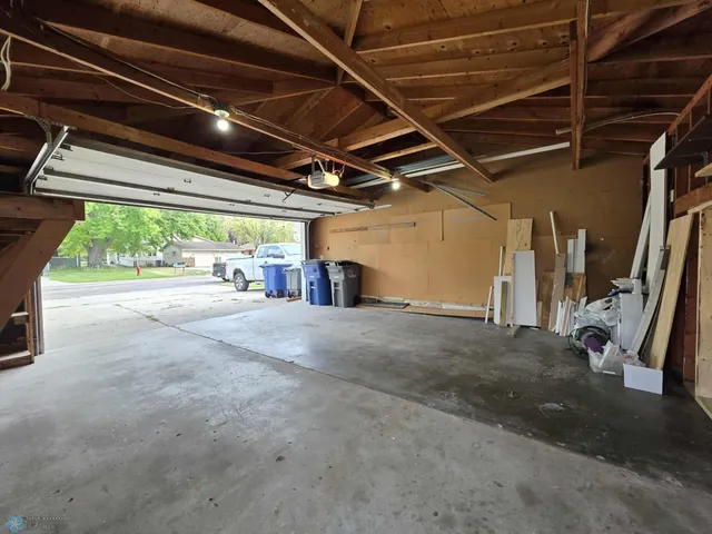 $220,000 | 2411 Country Club Parkway, Moorhead, MN 56560