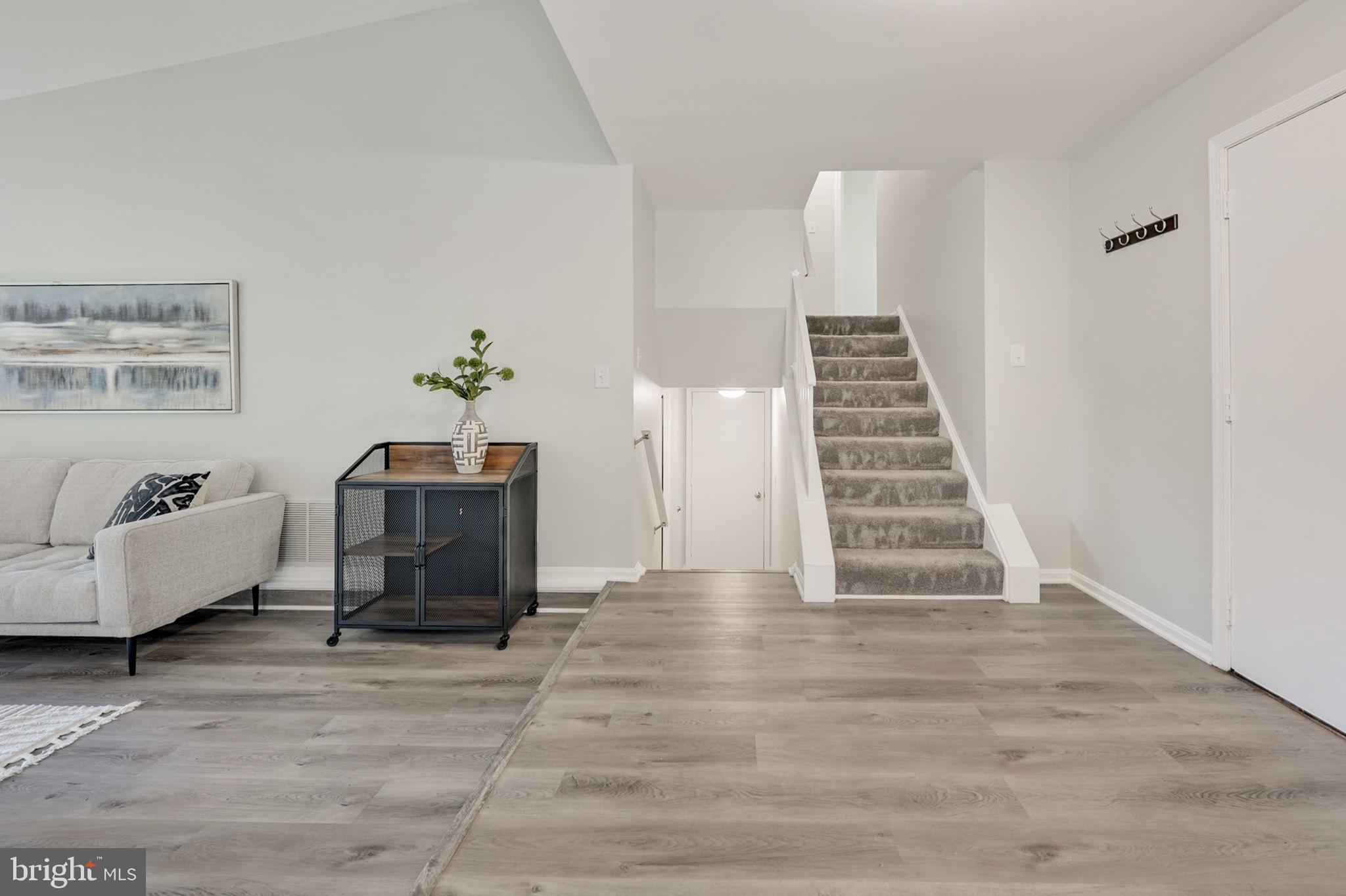 7007 Whetstone Road Alexandria, VA 22306 - Photo 5 of 44