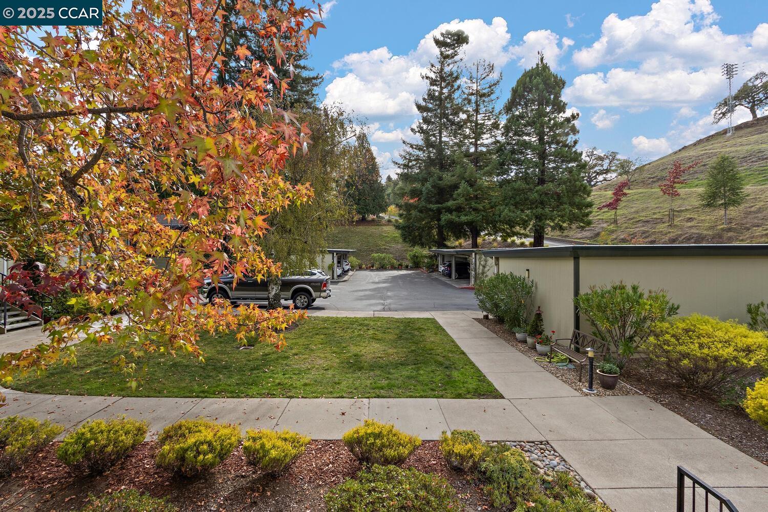1501 Skycrest Drive, Unit 3 Walnut Creek, CA 94595 - Photo 23 of 55