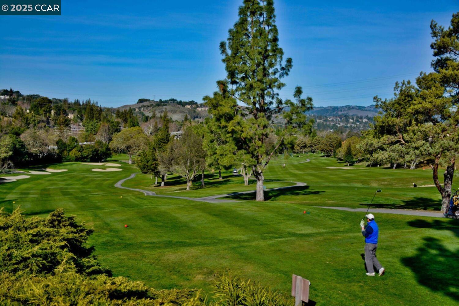 1501 Skycrest Drive, Unit 3 Walnut Creek, CA 94595 - Photo 31 of 55