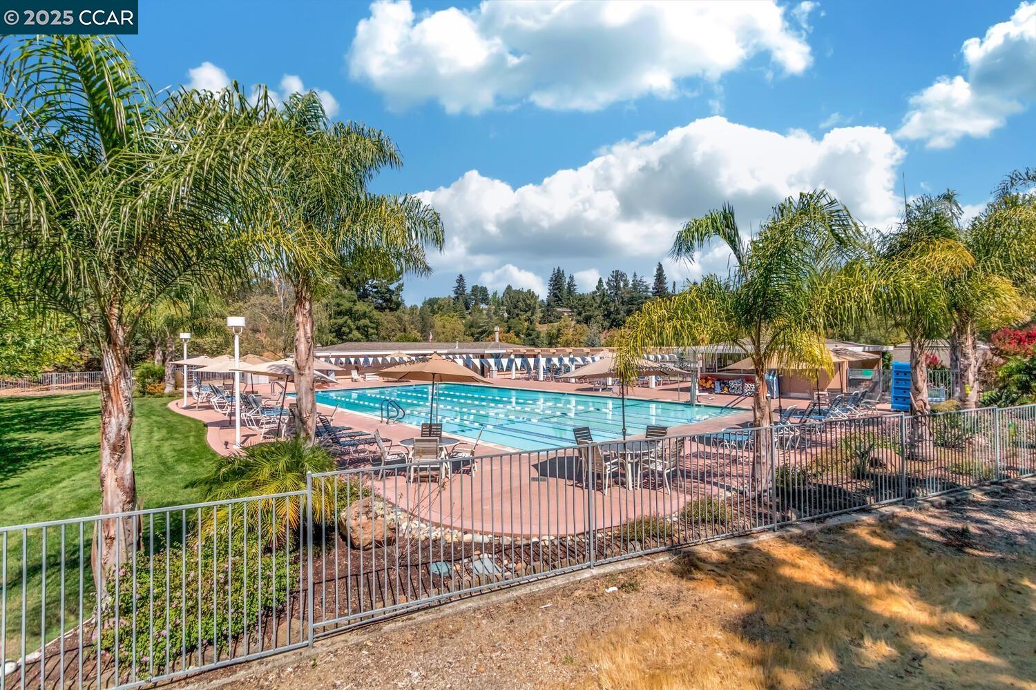 1501 Skycrest Drive, Unit 3 Walnut Creek, CA 94595 - Photo 48 of 55