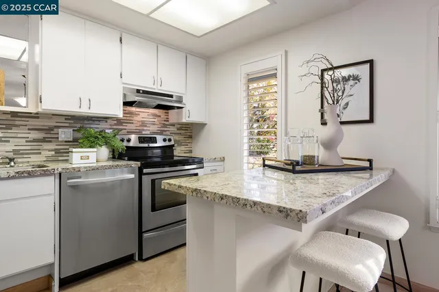 $295,000 | 1501 Skycrest Drive, Unit 3, Walnut Creek, CA 94595