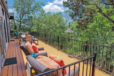 $1,095,000 | 5904 Spartan Cove, Austin, TX 78759