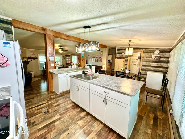 $190,000 | 1708 Highway 17, New Bern, NC 28560