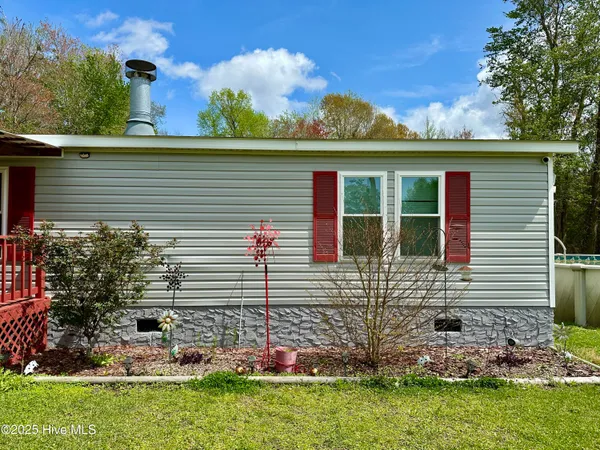 $190,000 | 1708 Highway 17, New Bern, NC 28560