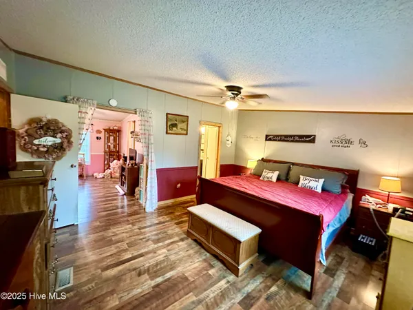 $190,000 | 1708 Highway 17, New Bern, NC 28560