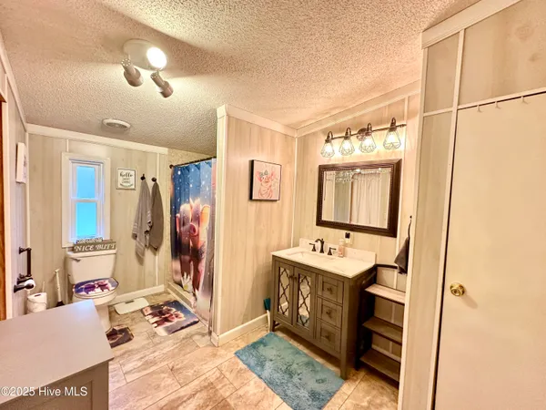 $190,000 | 1708 Highway 17, New Bern, NC 28560