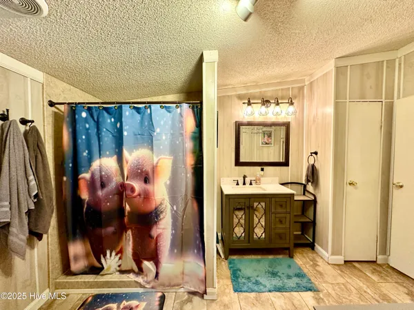 $190,000 | 1708 Highway 17, New Bern, NC 28560