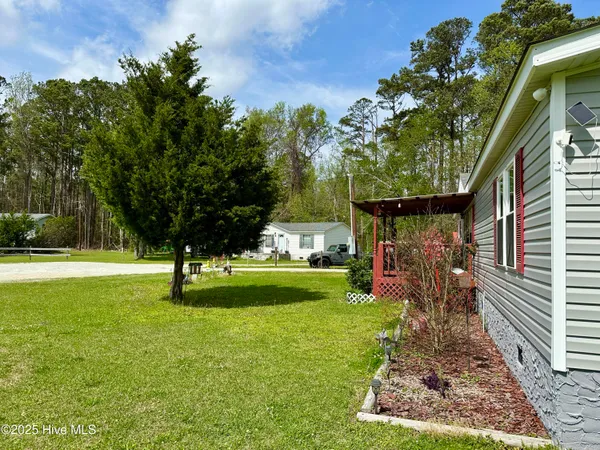 $190,000 | 1708 Highway 17, New Bern, NC 28560