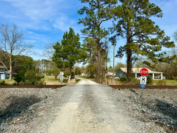 $190,000 | 1708 Highway 17, New Bern, NC 28560