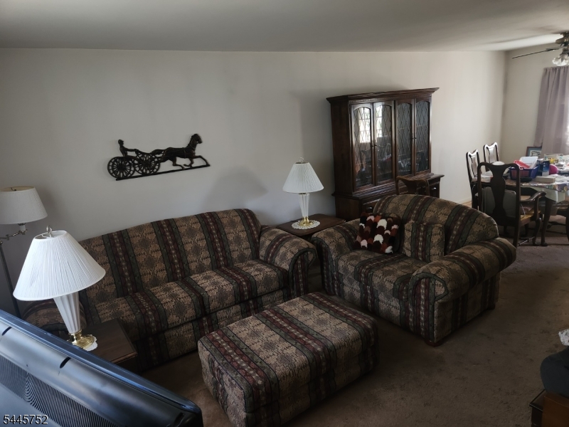 201 1st Street Middlesex, NJ 08846 - Photo 4 of 12