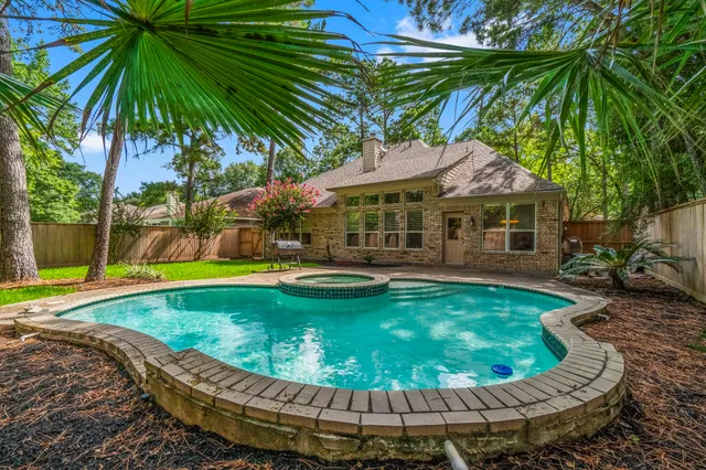 $677,000 | 170 Linton Downs Place, The Woodlands, TX 77382