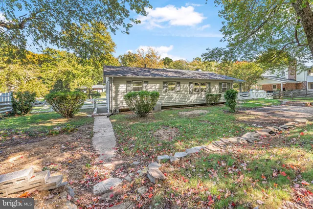 $469,000 | 9709 Dale Drive, Upper Marlboro, MD 20772