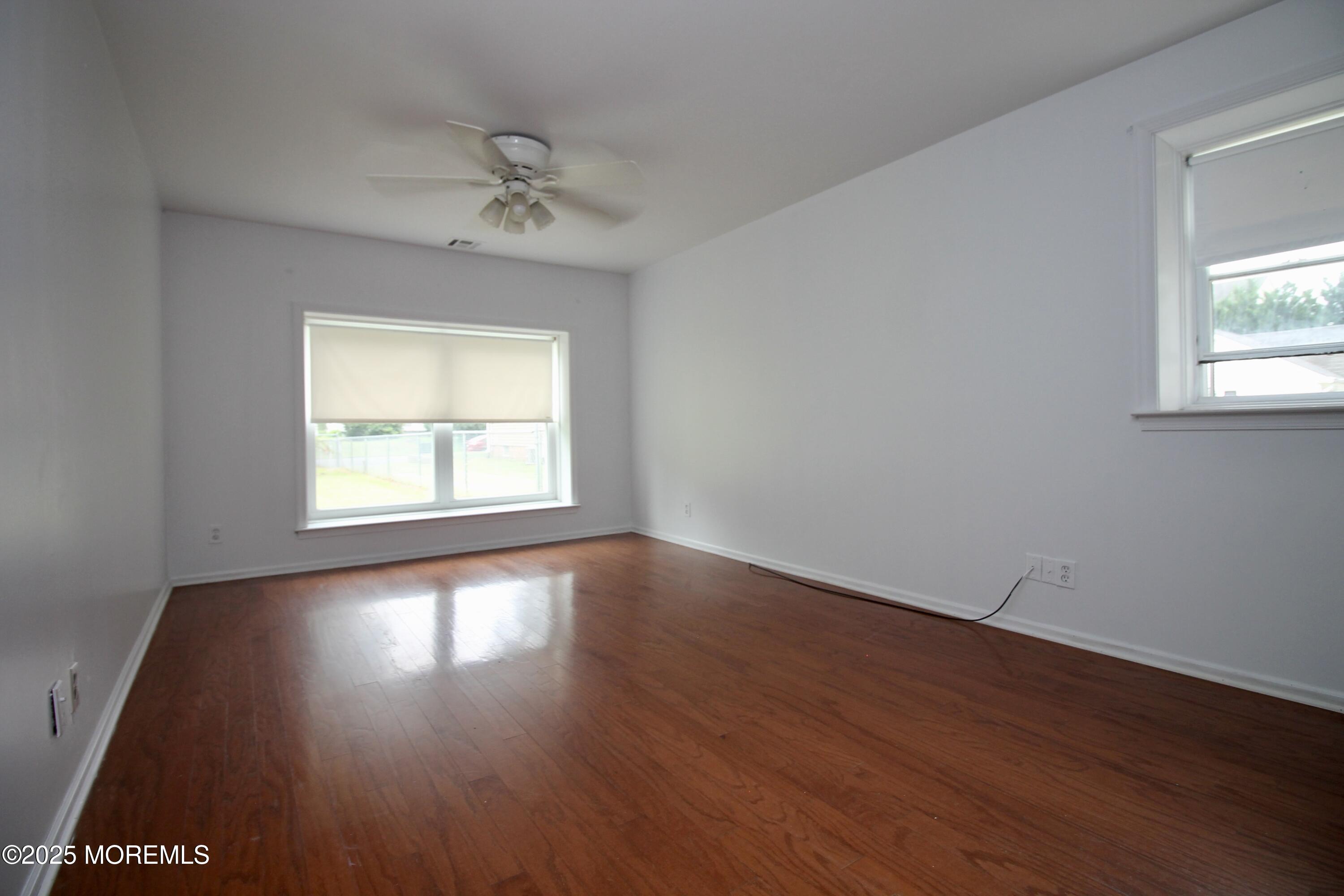 33 Weaverville Road Freehold, NJ 07728 - Photo 19 of 26 71A2A67E-8CAC-4E9E-9709-CDF47C3FD076_1_2