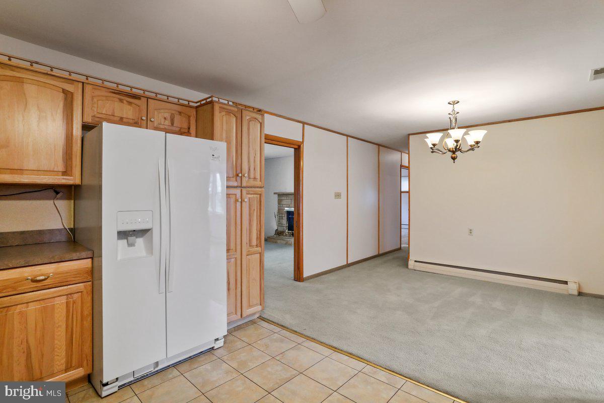 13506 Spriggs Road Hagerstown, MD 21742 - Photo 13 of 43 Kitchen to Dining area