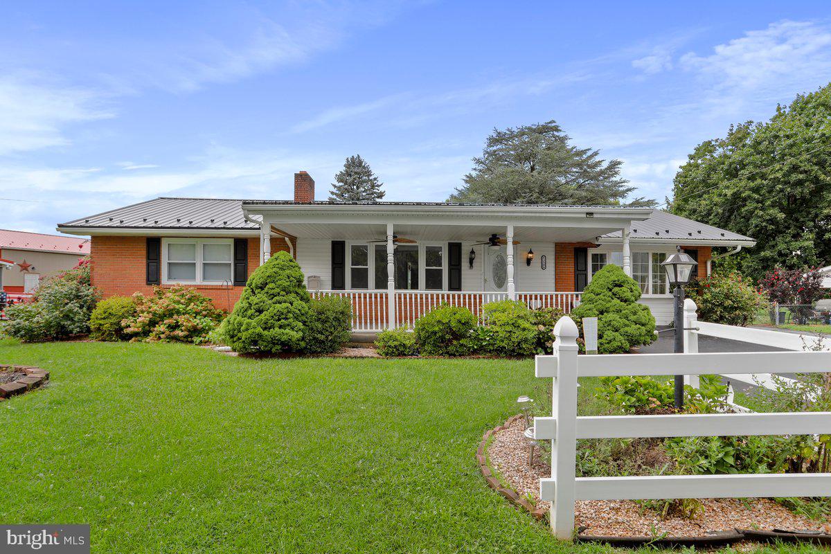 13506 Spriggs Road Hagerstown, MD 21742 - Photo 3 of 43 Front