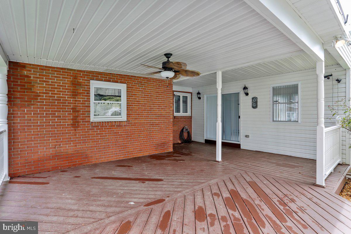 13506 Spriggs Road Hagerstown, MD 21742 - Photo 39 of 43 Patio/deck in rear