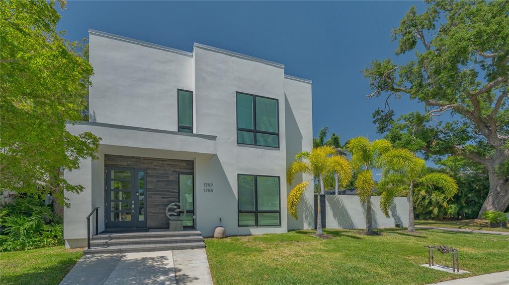 1755 7th Street Sarasota, FL 34236 - Photo 1 of 94