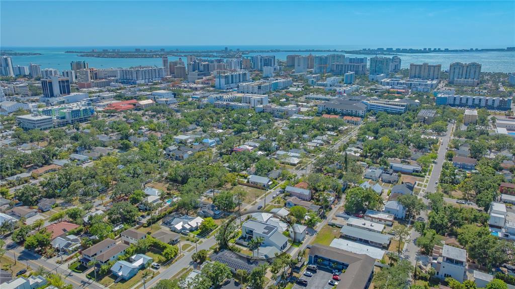 1755 7th Street Sarasota, FL 34236 - Photo 6 of 94