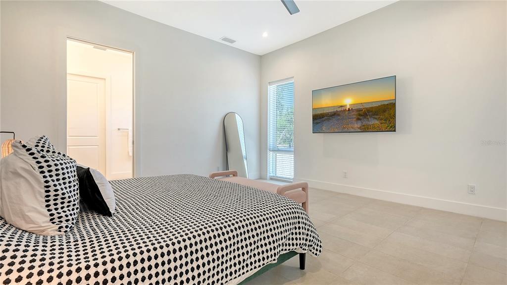 1755 7th Street Sarasota, FL 34236 - Photo 64 of 94