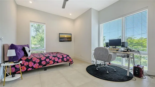 $2,500,000 | 1755 7th Street, Sarasota, FL 34236