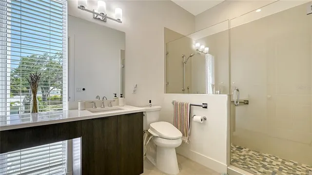 $2,500,000 | 1755 7th Street, Sarasota, FL 34236