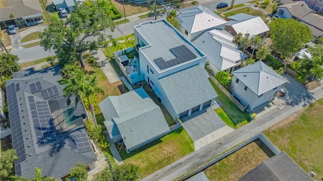 $2,500,000 | 1755 7th Street, Sarasota, FL 34236