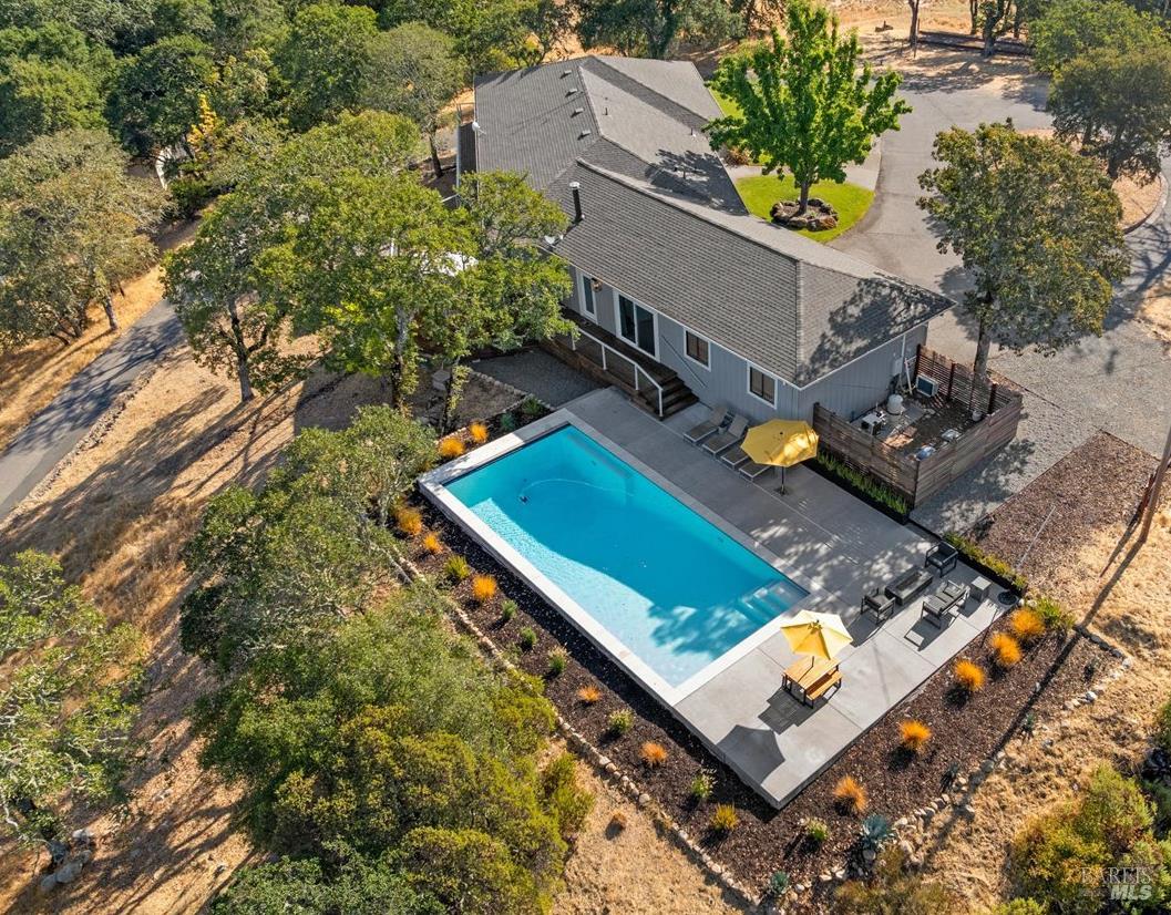 5860 Sharp Road Calistoga, CA 94515 - Photo 4 of 30