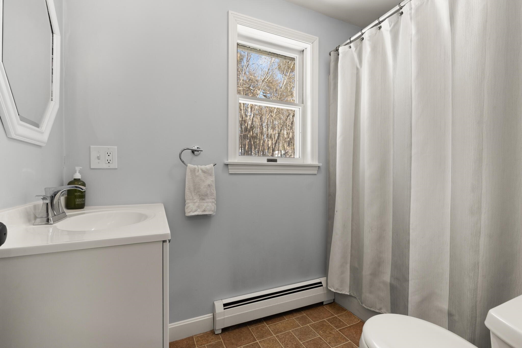 3 Christopher Lane Pelham, NH 03076 - Photo 22 of 31