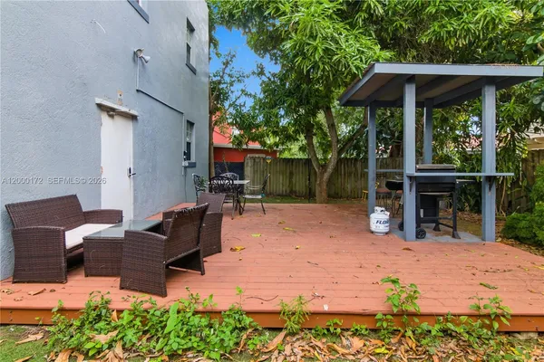 $2,200 | 536 Northeast 62nd Street, Unit 1, Miami, FL 33138