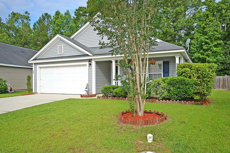 135 Thistle Road Goose Creek, SC 29445 - Photo 4 of 26 DSC_0004-copy
