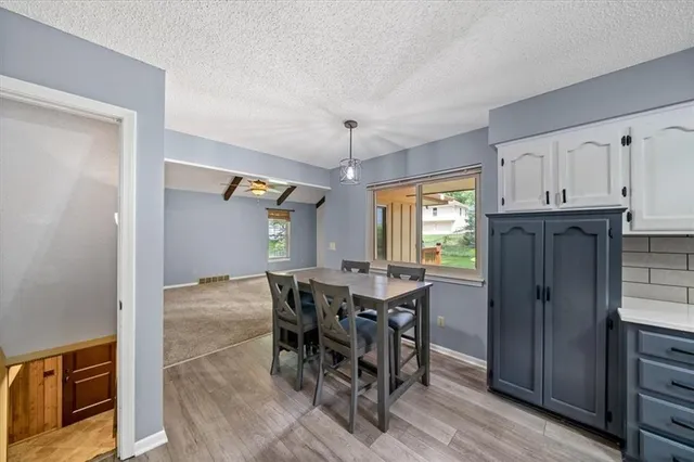 $354,000 | 6705 Northwest Mirror Lake Terrace, Parkville, MO 64152