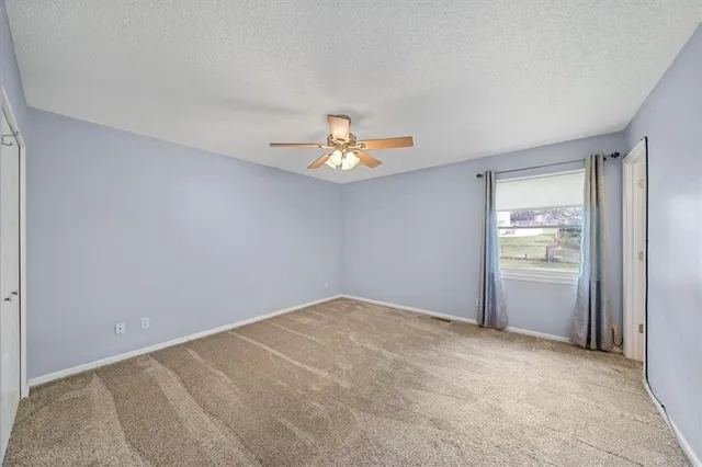 $354,000 | 6705 Northwest Mirror Lake Terrace, Parkville, MO 64152