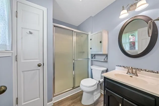 $354,000 | 6705 Northwest Mirror Lake Terrace, Parkville, MO 64152