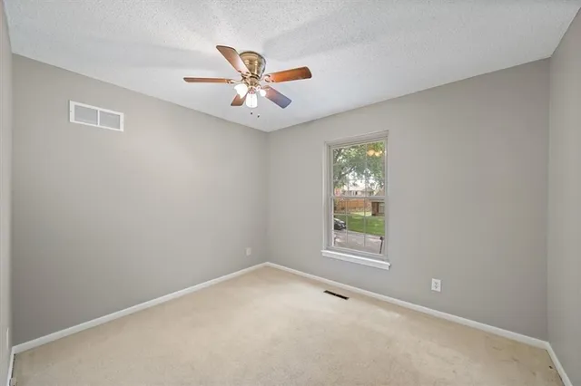 $354,000 | 6705 Northwest Mirror Lake Terrace, Parkville, MO 64152