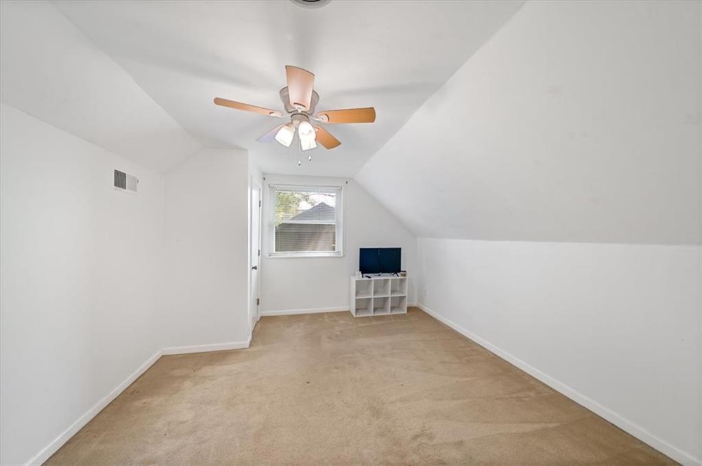 6705 Northwest Mirror Lake Terrace Parkville, MO 64152 - Photo 22 of 31