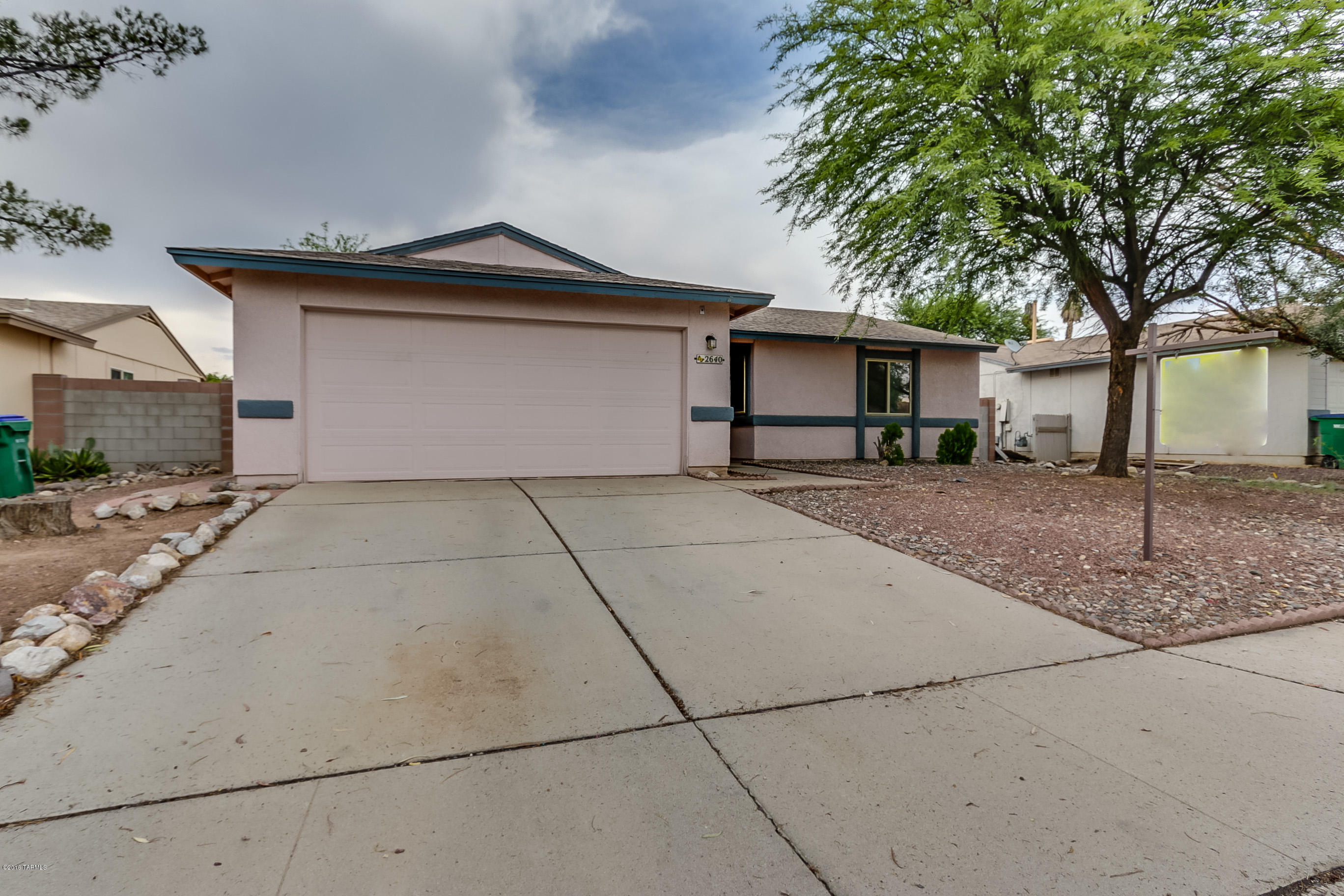2640 West Flamebrook Road Tucson, AZ 85741 - Photo 2 of 39