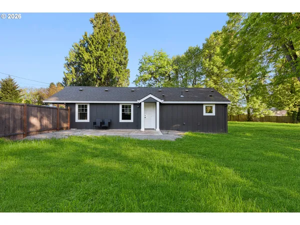 $645,000 | 8687 Southeast 55th Avenue, Portland, OR 97206