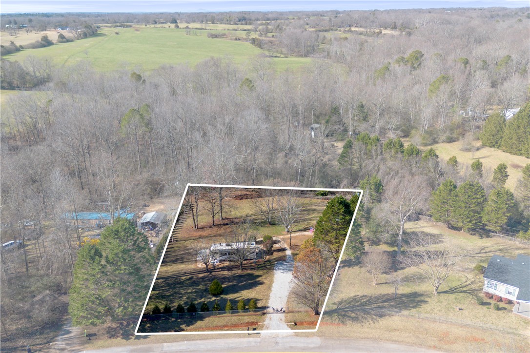 477 Wilderness Road Fair Play, SC 29643 - Photo 2 of 27 Gallery Image 2