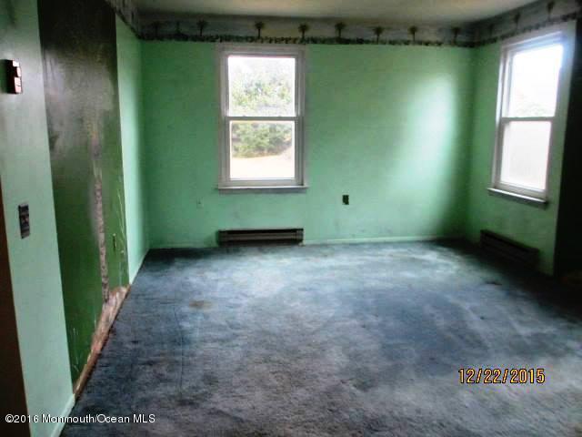 12 Alpine Road, Unit B Manchester Township, NJ 08759 - Photo 2 of 6 a room with window and stairs