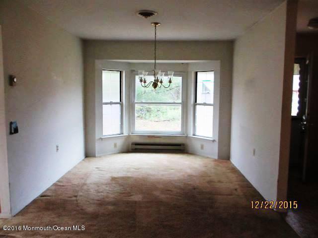 12 Alpine Road, Unit B Manchester Township, NJ 08759 - Photo 5 of 6 a view of an empty room with a window