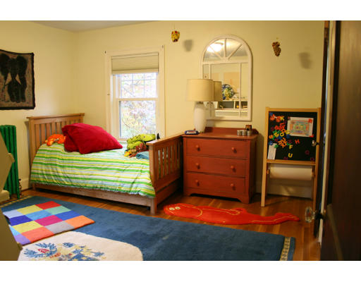37 Farview Way Amherst, MA 01002 - Photo 8 of 8 Gallery Image 8
