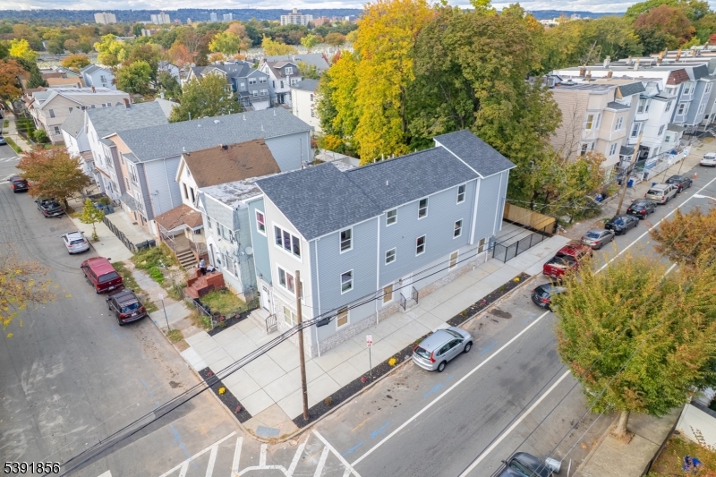 543 13th Avenue Newark, NJ 07103 - Photo 37 of 38 an aerial view of residential houses with outdoor space