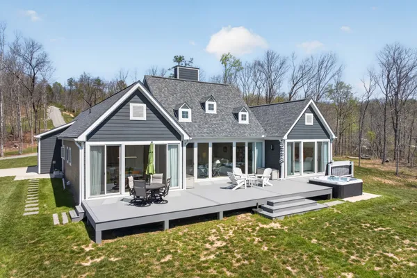 $1,299,900 | 1499 Doe And Fawn Lane, Crawford, TN 38554