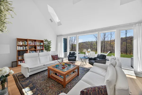 $1,299,900 | 1499 Doe And Fawn Lane, Crawford, TN 38554