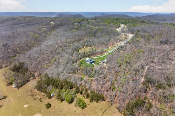 $1,299,900 | 1499 Doe And Fawn Lane, Crawford, TN 38554