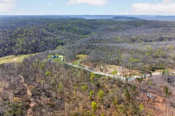 $1,299,900 | 1499 Doe And Fawn Lane, Crawford, TN 38554