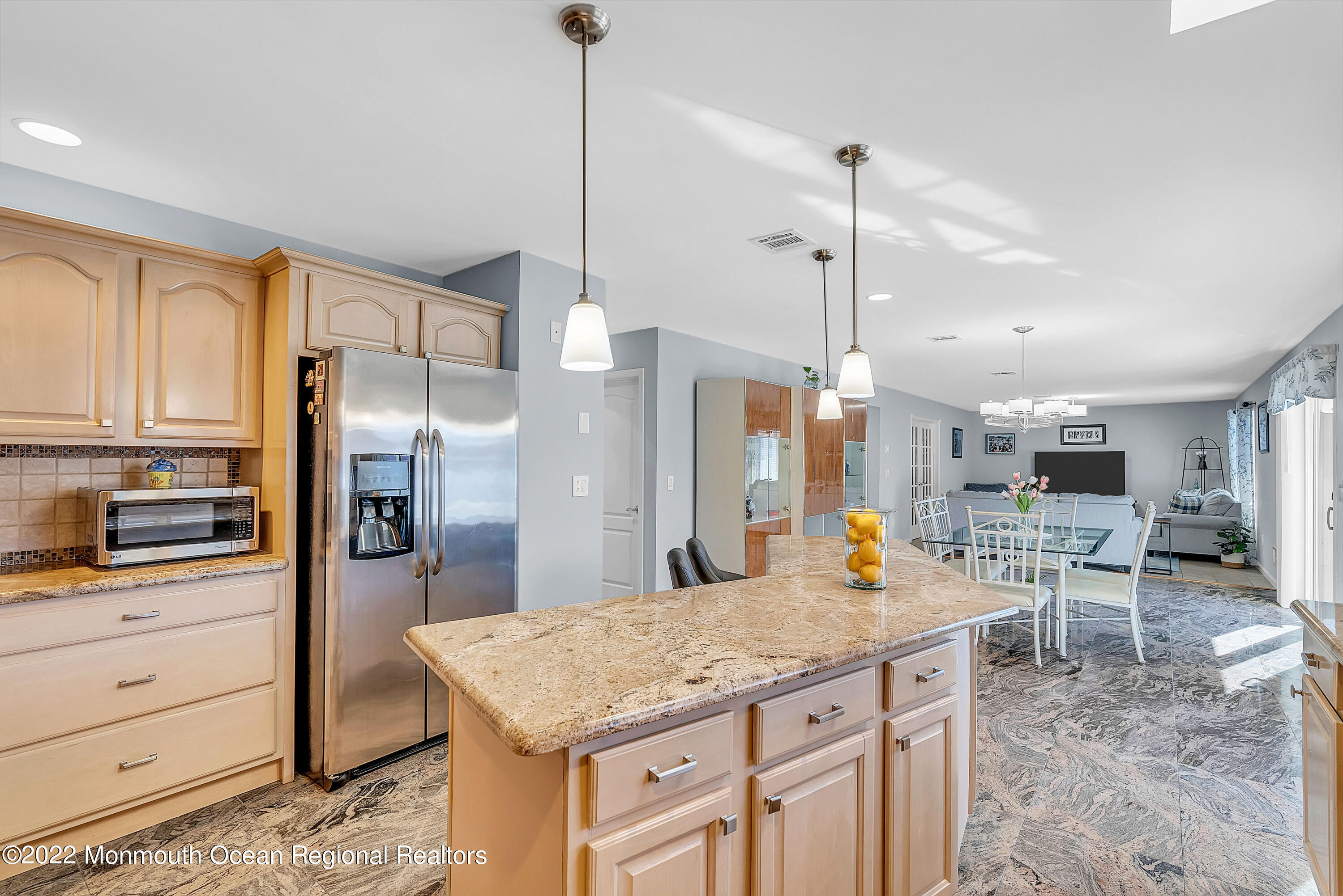 52 16th Street Toms River, NJ 08753 - Photo 5 of 23 MJB09554