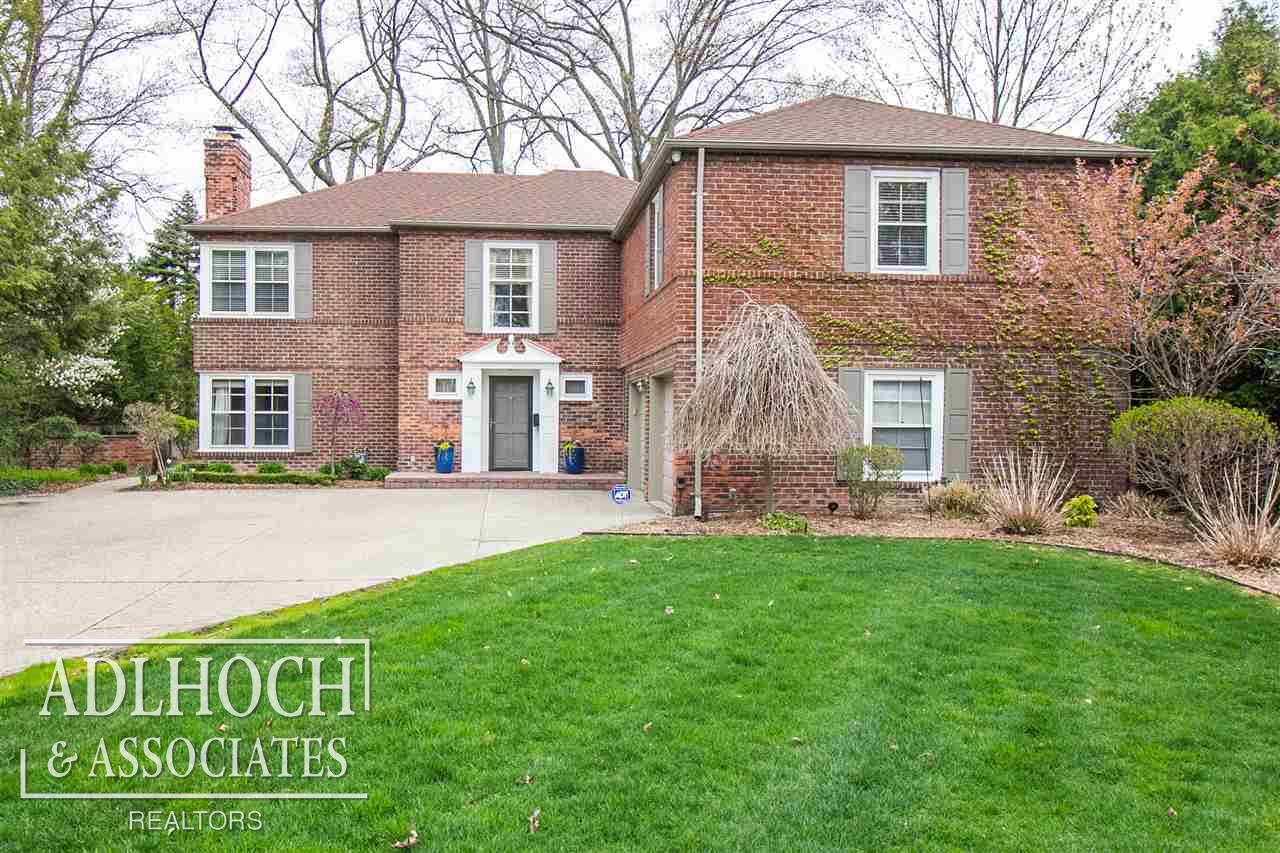 294 Touraine Road Grosse Pointe Farms, MI 48236 - Photo 2 of 52