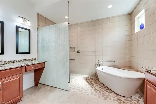 $575,000 | 21530 Strada Nuova Circle, Unit 215, Estero, FL 33928